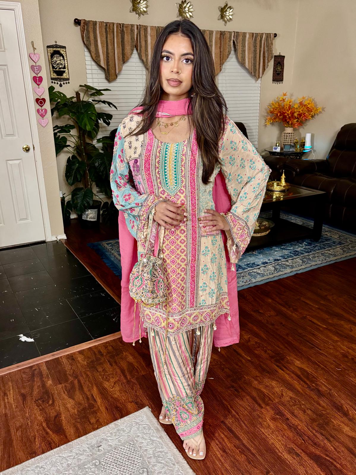 Multicolor Geometric Print Salwar Suit