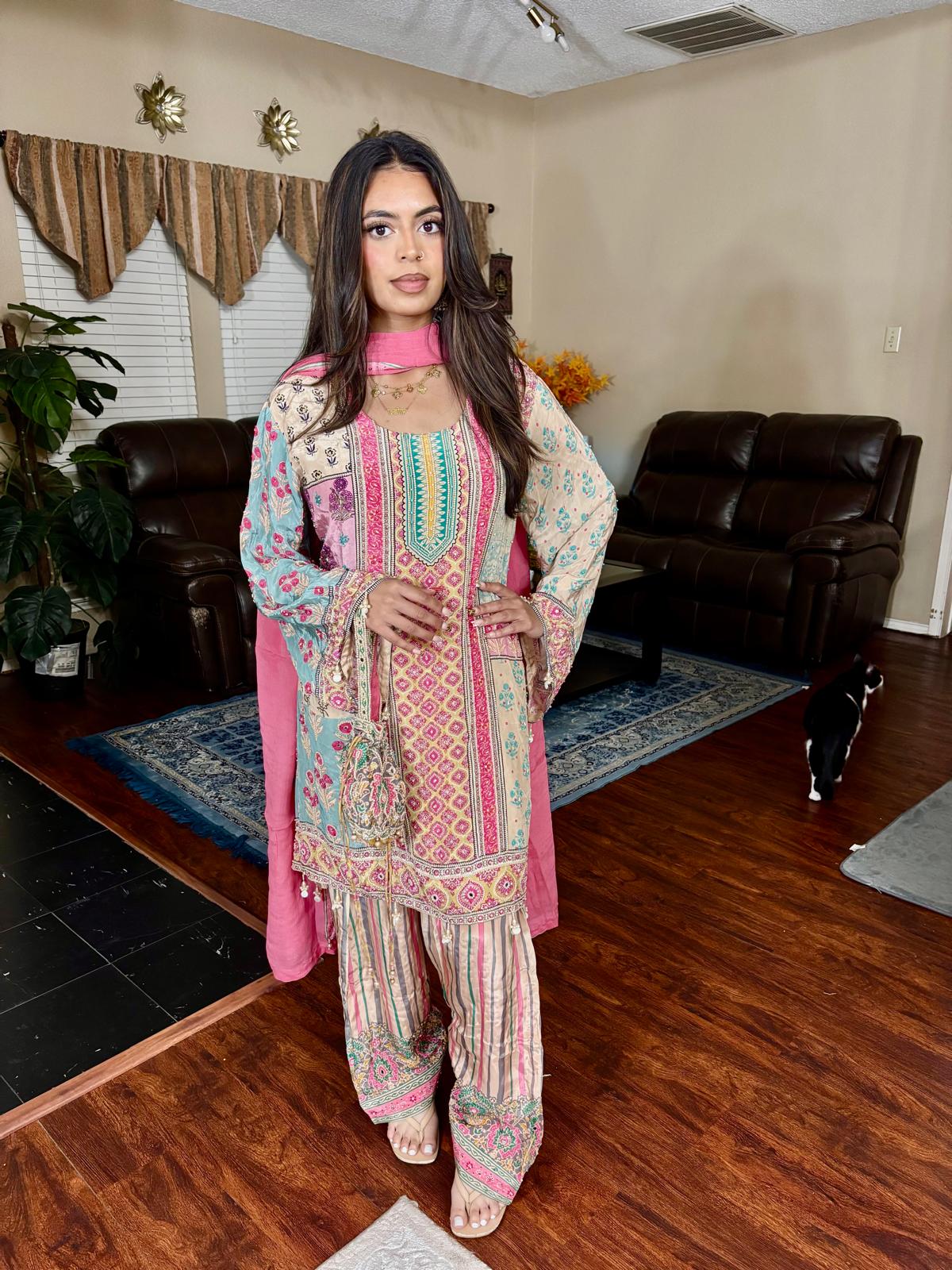 Multicolor Geometric Print Salwar Suit